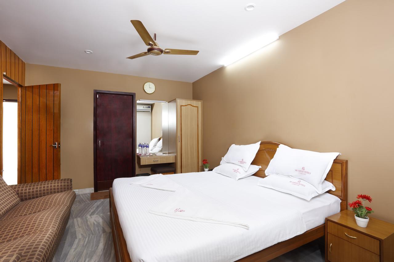 Gate Way Rooms Chennai Exterior photo