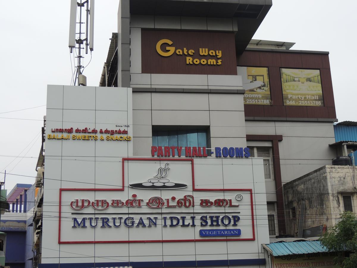 Gate Way Rooms Chennai Exterior photo